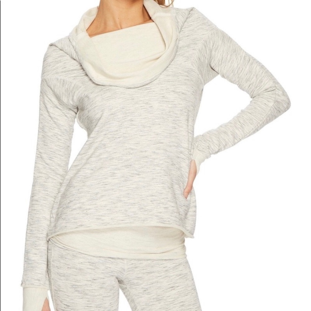 🆕 $78 Free People Over It Pullover, SZ M